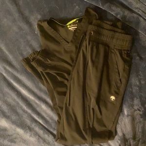 Healing Hands women’s jogger scrub bottom and top